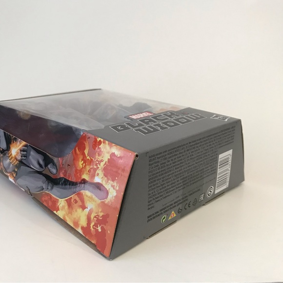 Black Widow Marvel Legends Walmart Exclusive Gray Suit Action Figure (B) - Picture 12 of 14